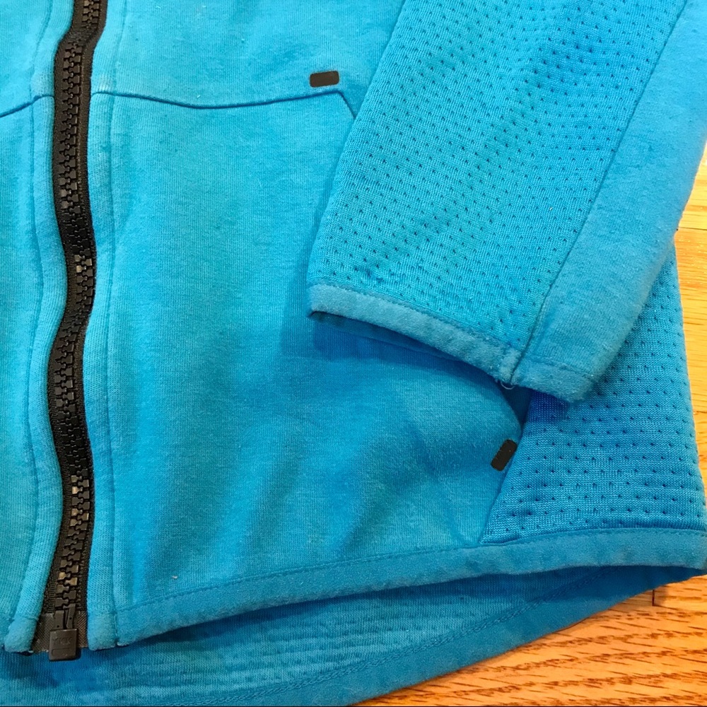 Nike Boys’ Tech Pack Tech Fleece Full Zip Hoodie - Picture 3 of 7
